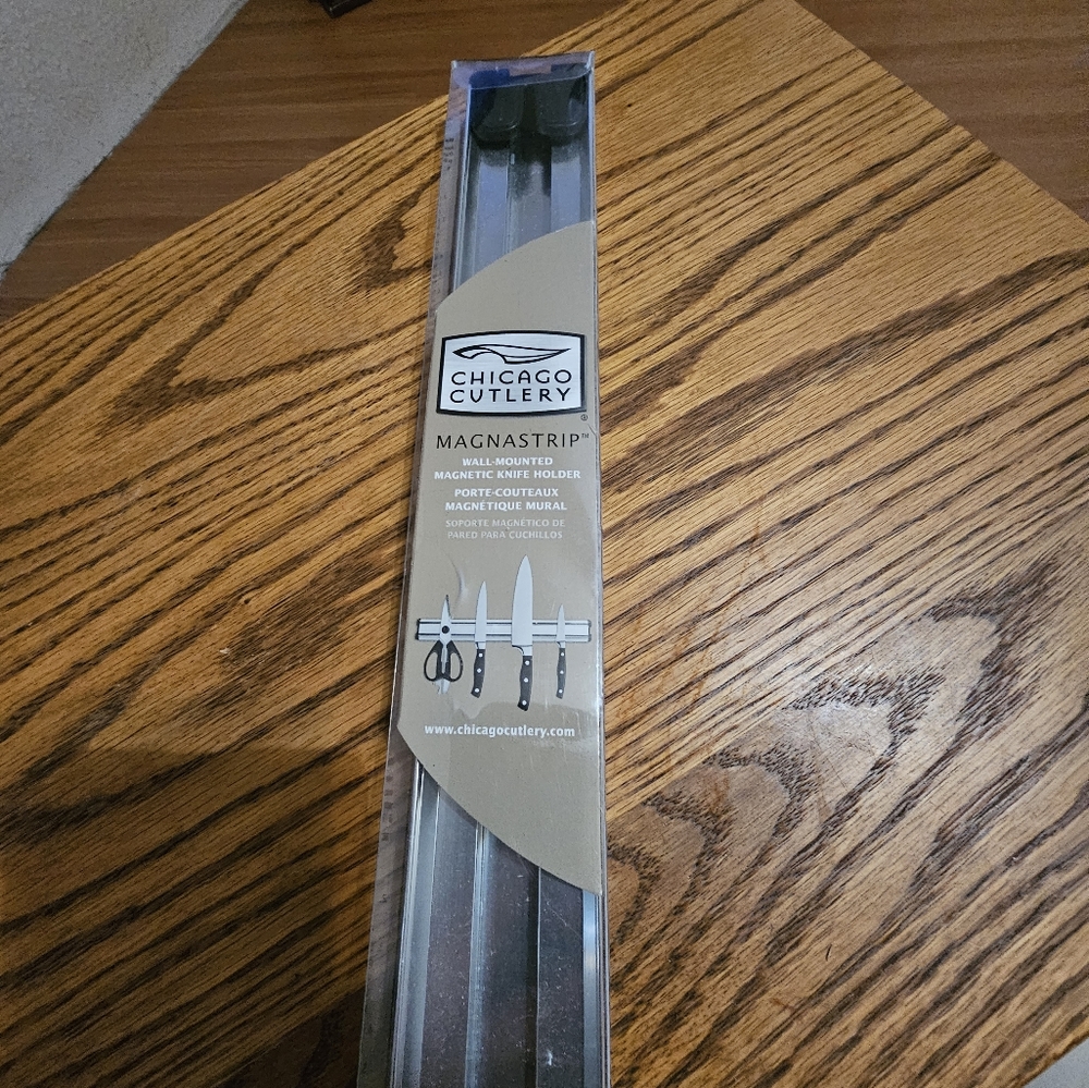 Chicago Cutlery magnastrip NEW